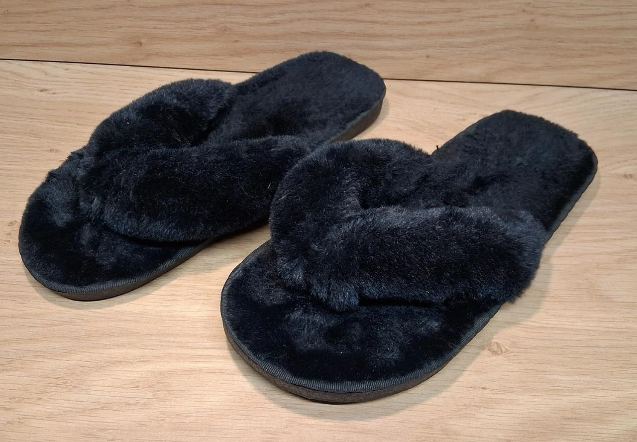 fluffy teen slippers black 38-39 – photo 2